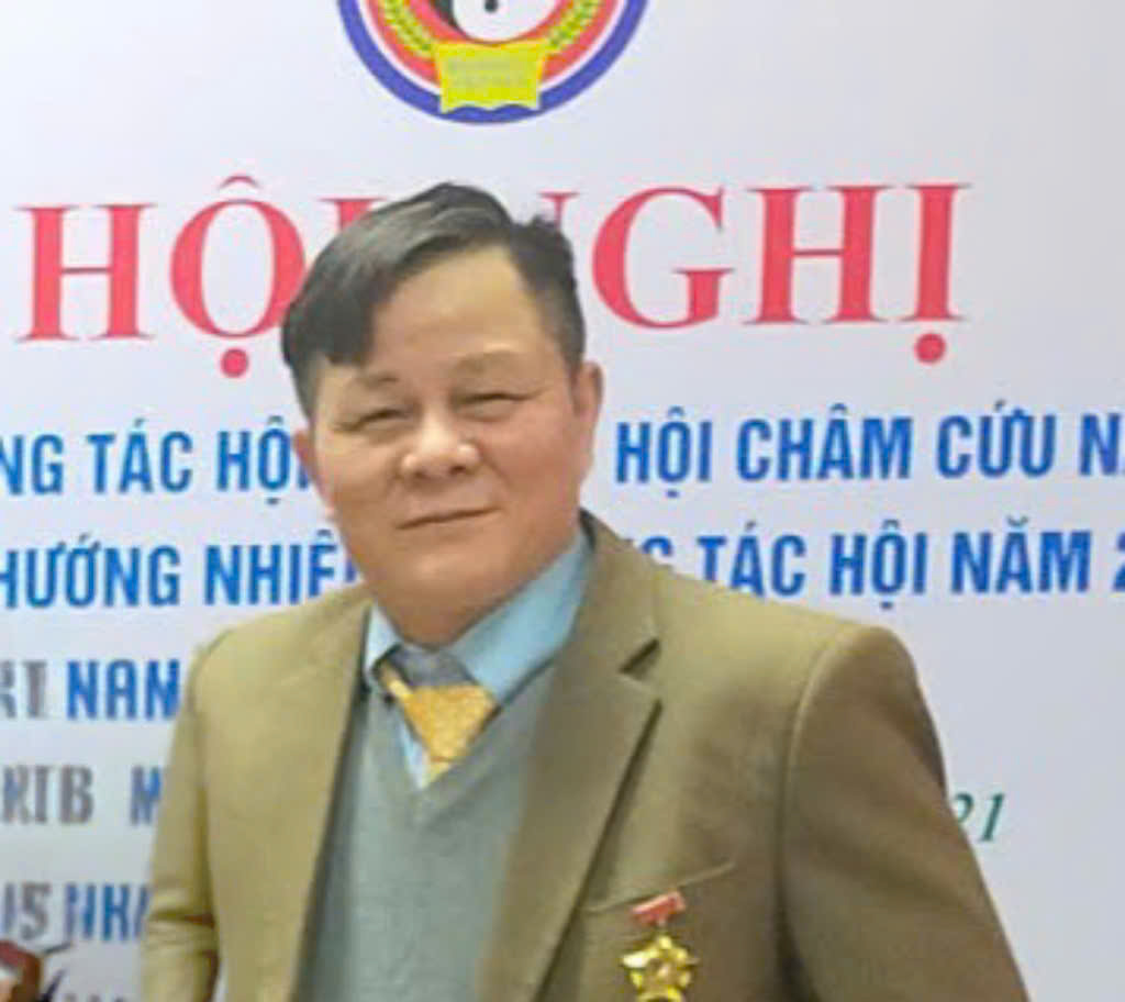 Lương y Làm Văn Chung